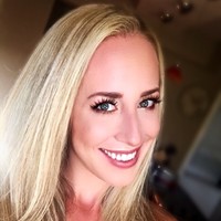 Alexandra Michel, Mlis