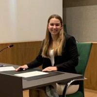 Desiree Van Maurik