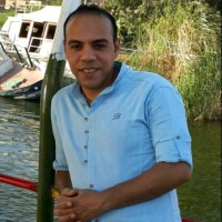 عاطف علام