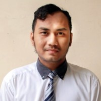Iqbal Farabi, S.I.Kom