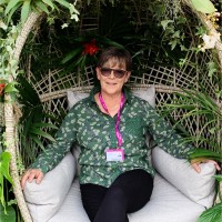 Lynda Mee