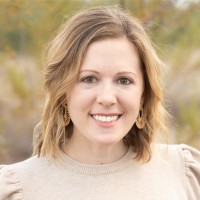 Lindsey Freed