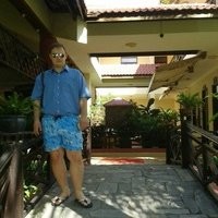 Константин Кононов