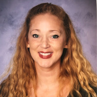 Gina Papineau