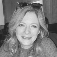 Julie Linsdell