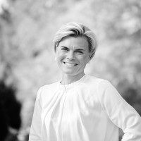 Angela Pollendinger