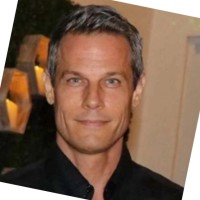 Brett Hollands