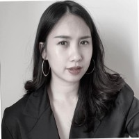 Rosalind Lo