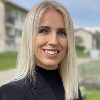 Suzana Ismaili
