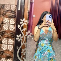 Saloni B