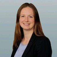 Julia Schierholz-Hill