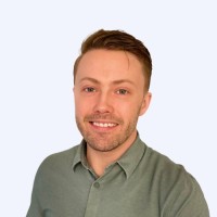 Steven Crookes
