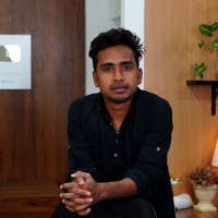 Madhukant Pathak