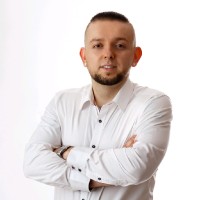Adrian Gutowski