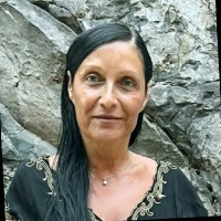 Paula Loton