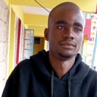 Derick Okuta