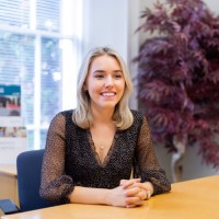 Amelia Fox