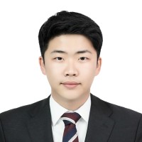 박진우
