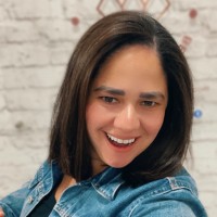 Thais Laray