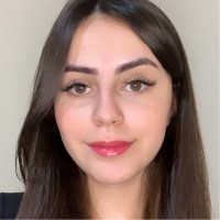 Ana Julia Domingues