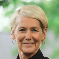 Carolyn Gifford, Partner Agent