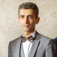 Алексан Оганесян