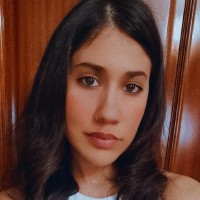 Yanina De Santos London Sales Staff