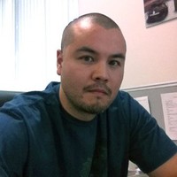 Aaron Thom