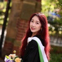 Mia Mengyao Yang