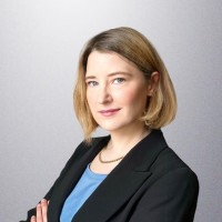 Vera J.