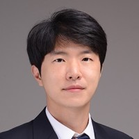 Yonghee Hong