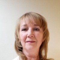 Paula Llewellyn