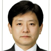 Chul Hee Park