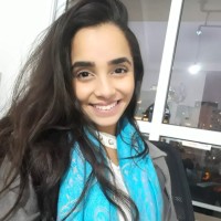 Tayna R. Souza