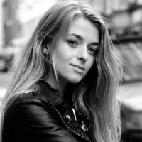 ZOE MCLEAN