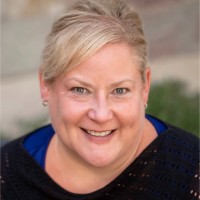 Sara Thompson, Apr