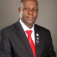 Tunde Adeshina