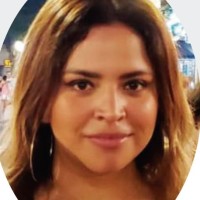 Irais León