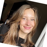 Dieke Van Der Schans