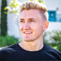 Andrew Hinshaw