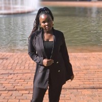 Zandi Lubisi