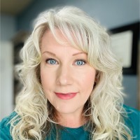 Kari Stewart