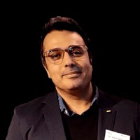 Dr. Vahid Ahmadi