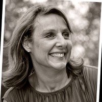 Emmanuelle Chauveau
