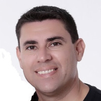 Adriano Eduardo