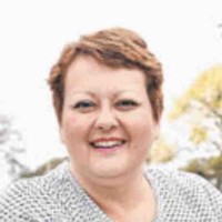 Stephanie Lumb