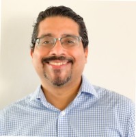 Roberto L. López-Dávila