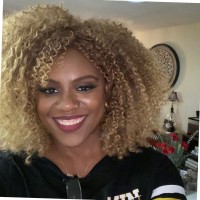 Saralyn Wallace