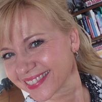 Helle Stenbak