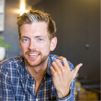 Aaron Phillips
